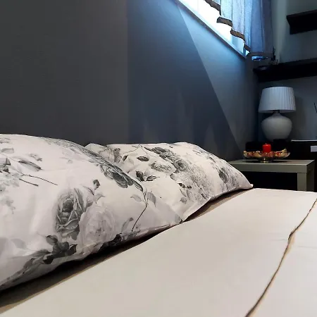 Grape's Apartment *