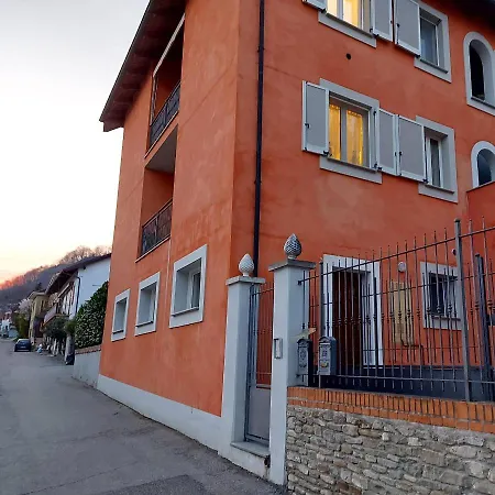 Grape's Apartament *